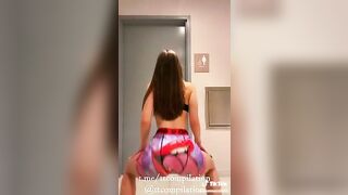 Shake that ass